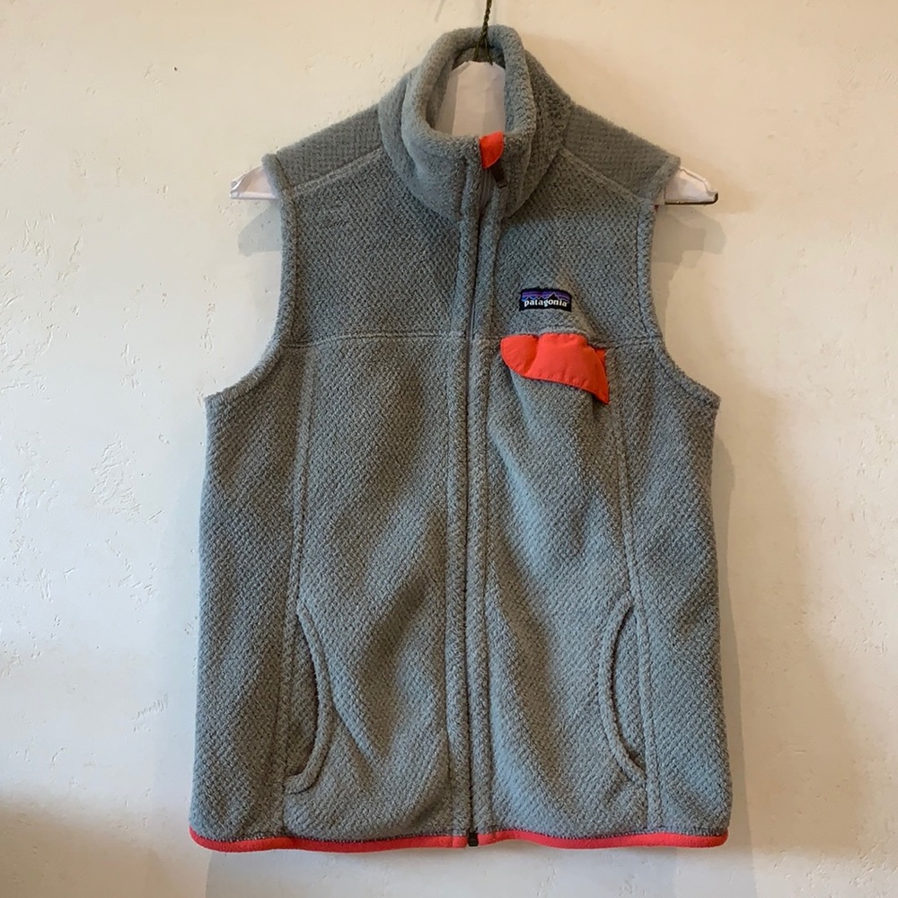 Patagonia vest- size small
